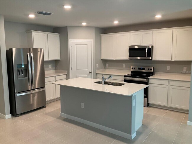 Building Photo - 4136 Obsidian Dr