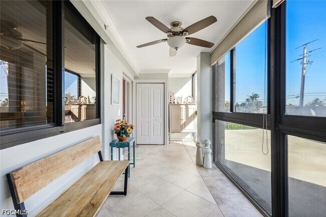 Foto del edificio - 26140 Hickory Blvd