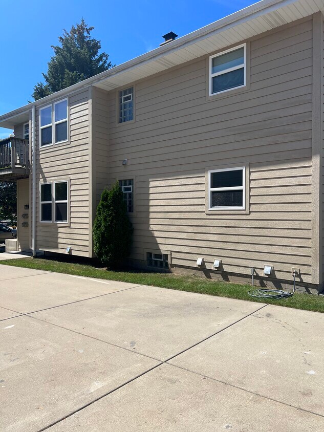 Foto principal - 9022 W Tripoli Ave