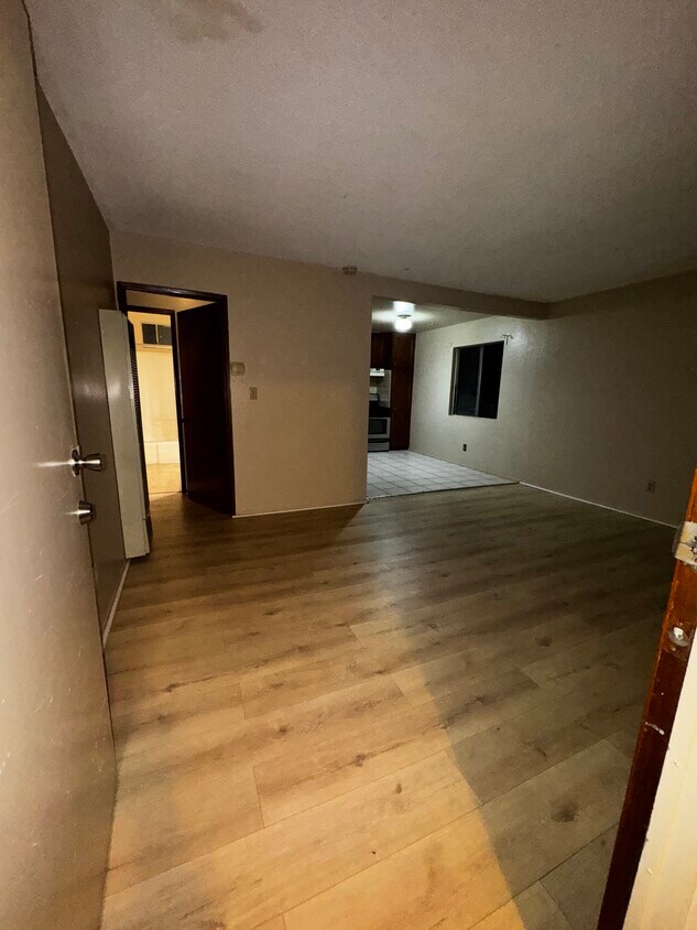 Foto principal - 4310 W 170th St