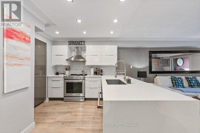 Building Photo - 141 Woodbridge Ave