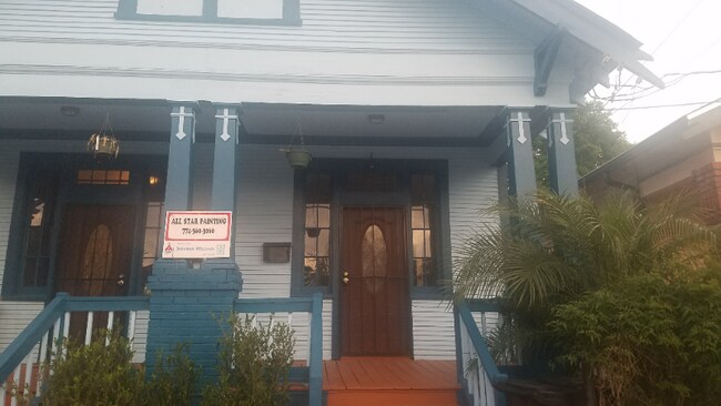 Foto del edificio - 1239 France St