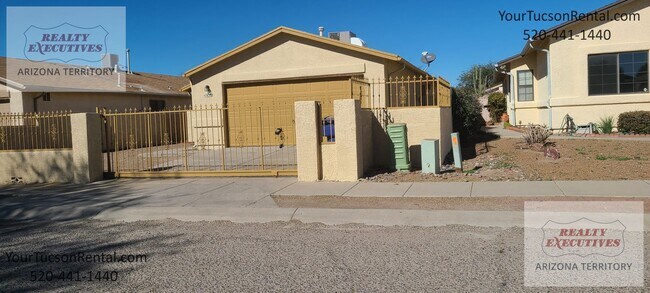 Foto del edificio - Midvale Park - 2/2 with gated and fenced y...