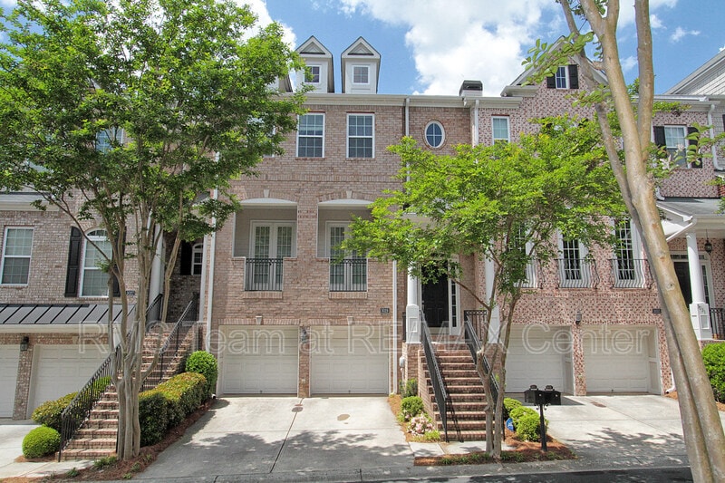 Photo - 3029 Woodwalk Dr SE