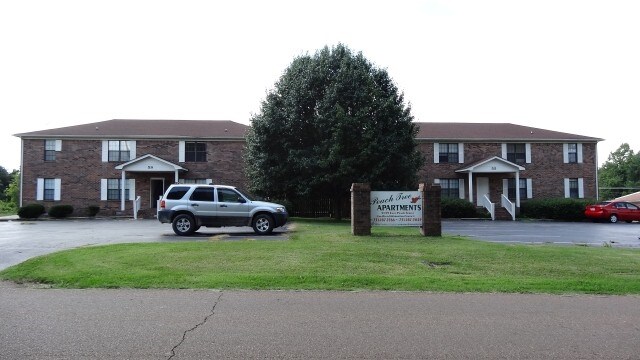 5159 E Peach St, Martin, TN 38237 Apartments Martin, TN