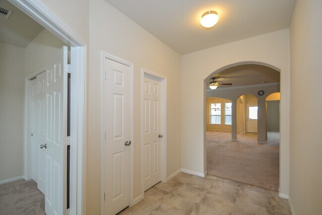 Foto del edificio - 20215 Stonebridge Terrace Dr