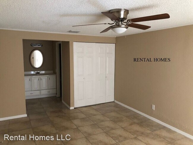 Building Photo - 2 br, 2 bath House - 374 Knights Ct.