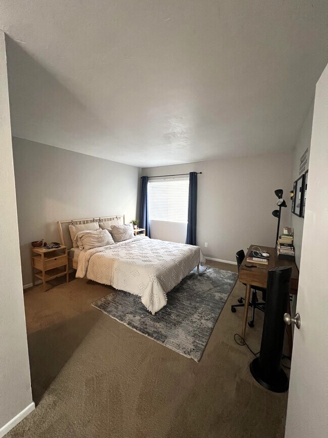 bedrrom - 10278 Black Mountain Rd