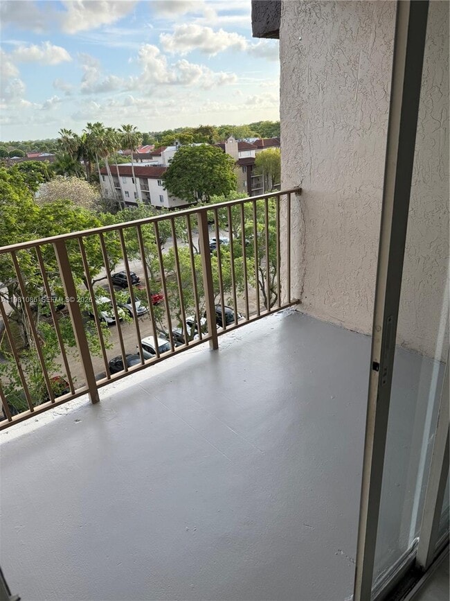 Foto del edificio - 15231 SW 80th St
