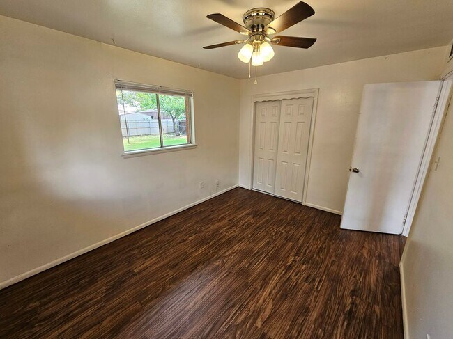 Foto del edificio - 2728 SW 65th St