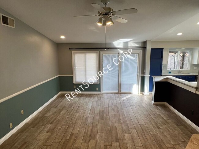 Foto del edificio - 4 Bedroom Pool Home For Rent in West Palmdale