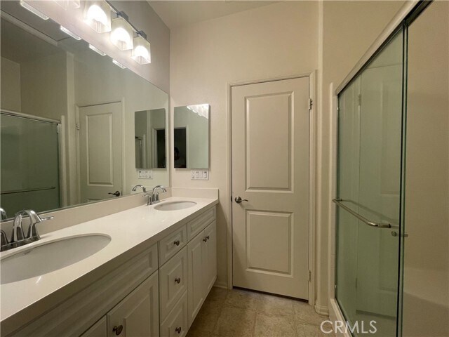 Foto del edificio - 6364 Planetary Rd