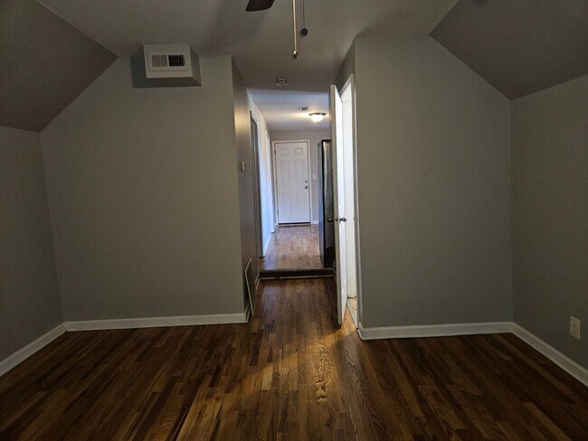 Building Photo - 4250 W Haddon Ave