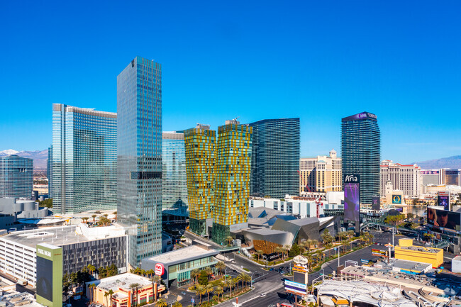 Building Photo - Veer Towers West