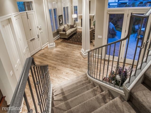 Foto del edificio - 4 br, 3.5 bath Duplex - 400 Clayton Street
