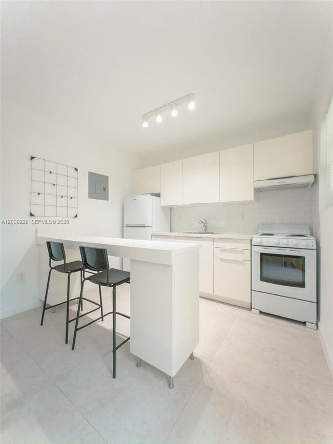 Foto del edificio - 3676 Oak Ave