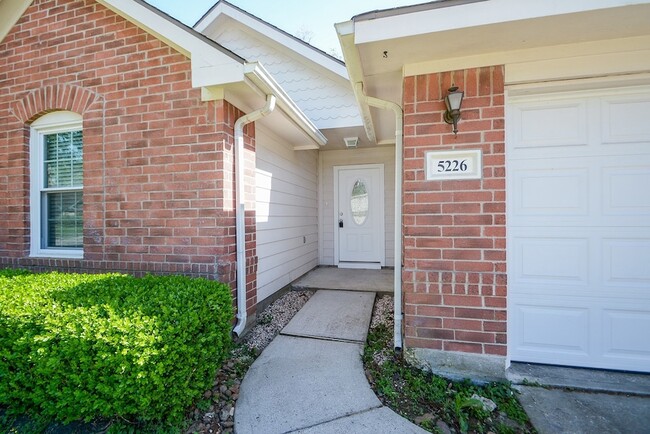 Foto del edificio - 5226 Flax Bourton St