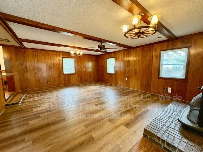 Foto del edificio - 7839 Robinson St