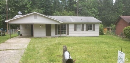 Building Photo - 14123 Clayton Dr