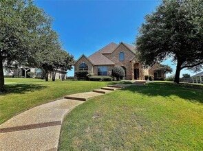 Building Photo - 423 San Gabriel Dr