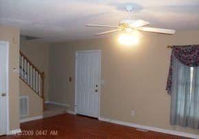 Building Photo - 391 Green Spring Dr