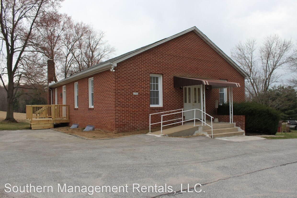 Foto principal - 3 br, 2.5 bath House - 1793 Valley Rd
