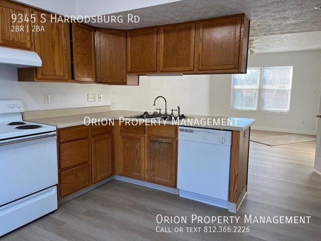 Building Photo - 9345 S Harrodsburg Rd