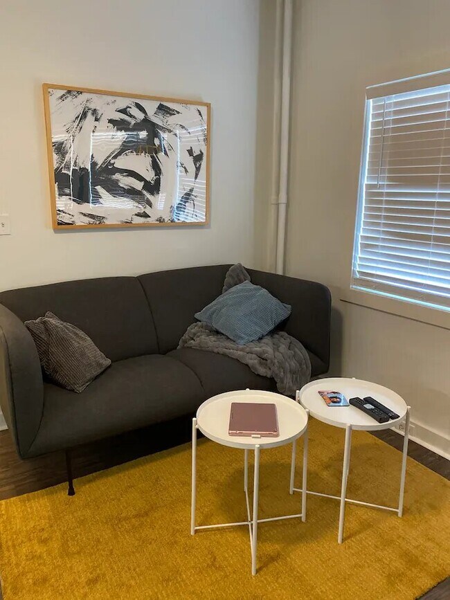 Livingroom - 1417 5th St NE