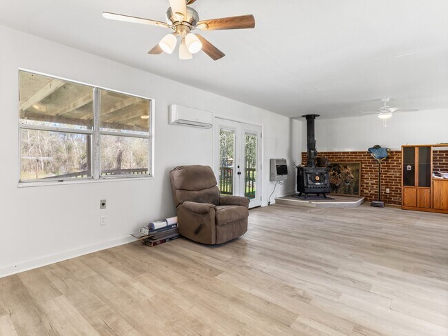 Building Photo - 5519 Kincer Rd