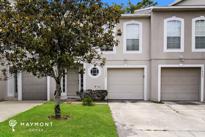 Building Photo - 11840 Lake Bend Cir