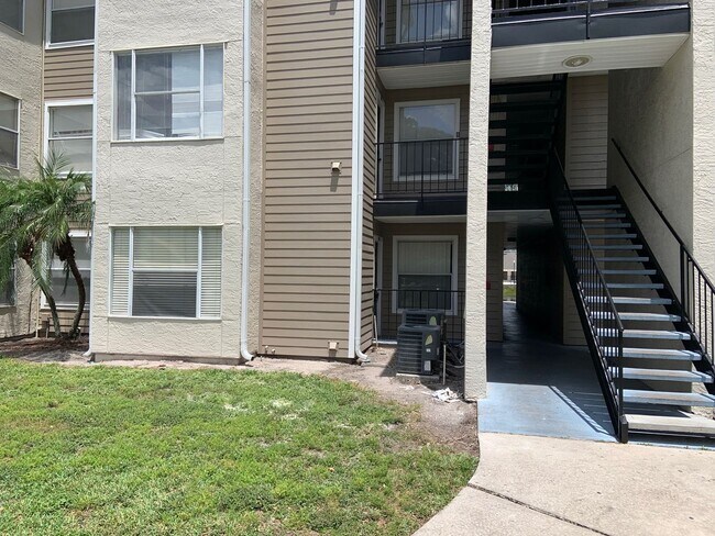 Foto del edificio - 4752 Walden Cir