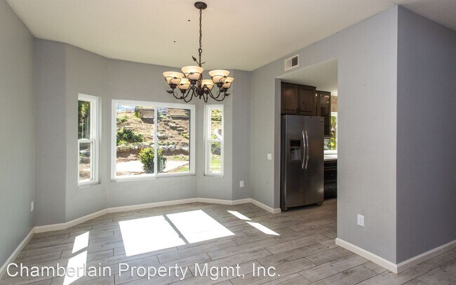 Foto del edificio - 4 br, 2.5 bath House - 1931 White Birch Dr