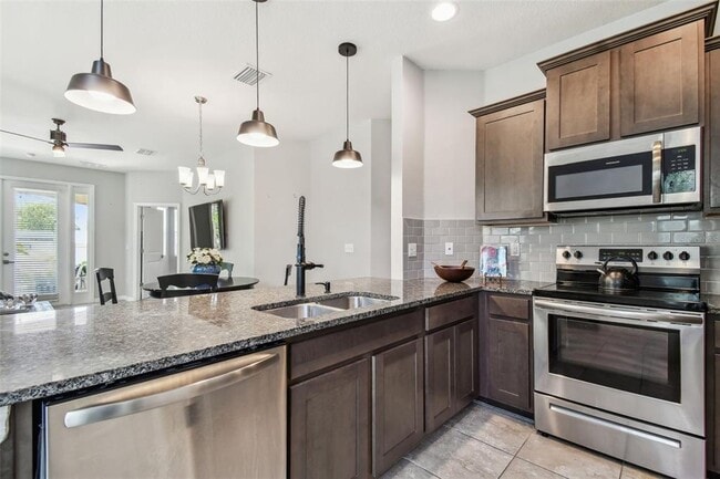 Building Photo - 5276 6th Way N