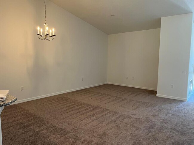 Foto del edificio - 19 Buttonbush Ln