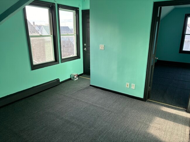 Foto del edificio - 220-222-222 Beardsley St