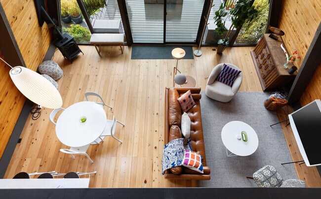 Foto del edificio - 3711 S Shorewood Ave