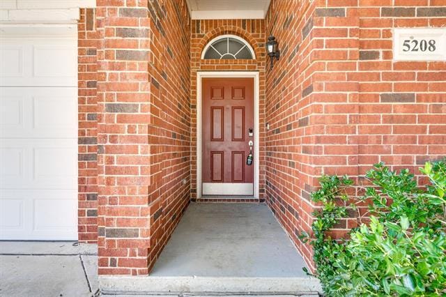 Building Photo - 5208 Brookside Dr