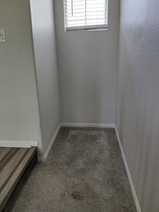 Foto del edificio - 1830 Crimson Ct