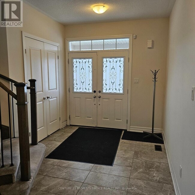 Building Photo - 488 Greenwood Dr
