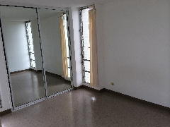 Foto del edificio - To register for the showing time below, no...