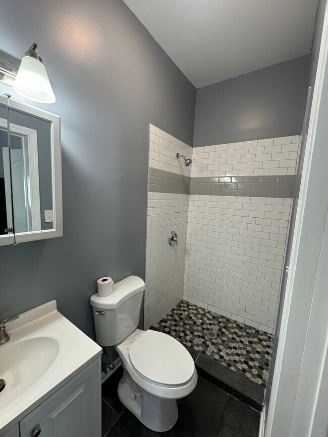 Foto del edificio - 2152 W 19th St