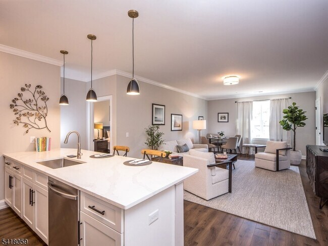 Foto del edificio - 663 Springfield Ave