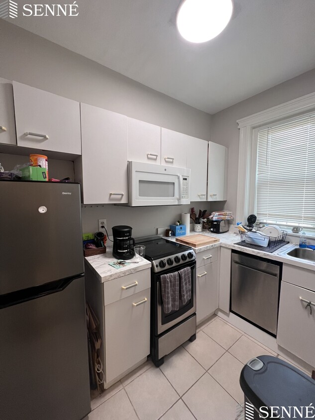 Foto principal - 1675 Commonwealth Ave