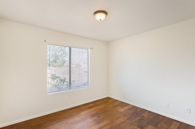 Building Photo - 4147 Calle Barona