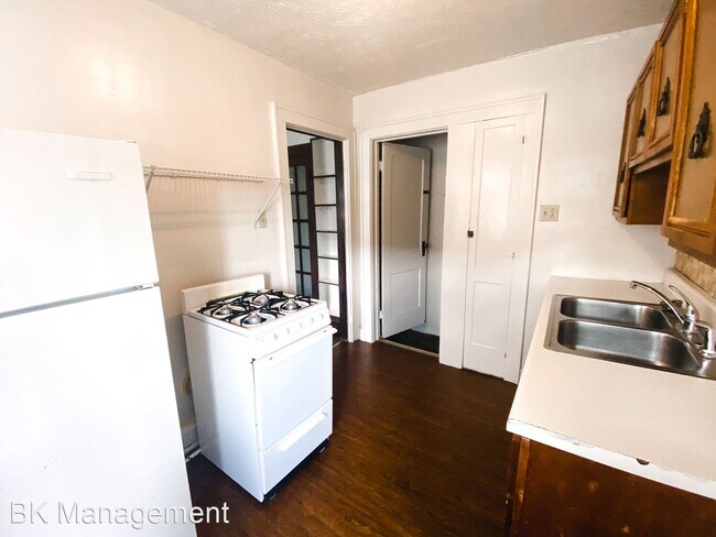 Foto del edificio - 1 br, 1 bath House - 256 Marstellar St