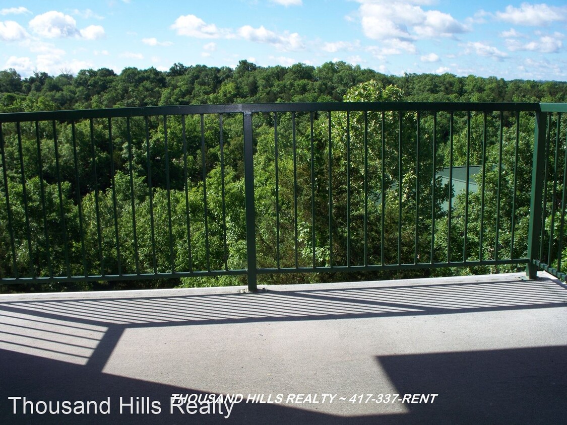 Building Photo - 2 br, 2 bath House - 545 Valleyview #201