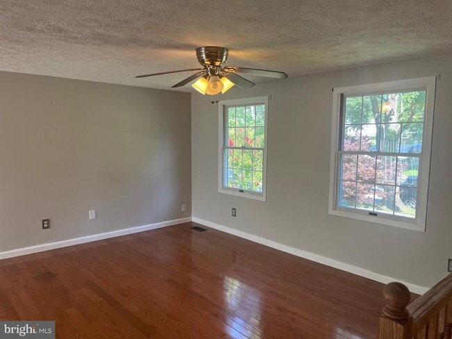Building Photo - 8034 Andiron Ln