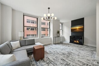 Building Photo - 314 N Broadway