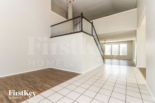 Building Photo - 1910 Winter Park Dr