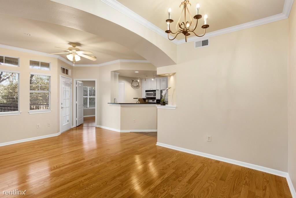 Foto principal - 9525 N Capital of Texas Hwy